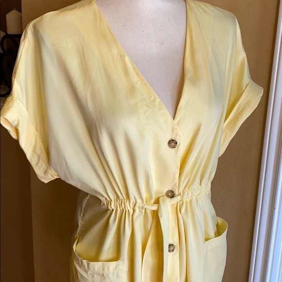 Zara Button Up Yellow Dress Size L - Picture 3 of 3